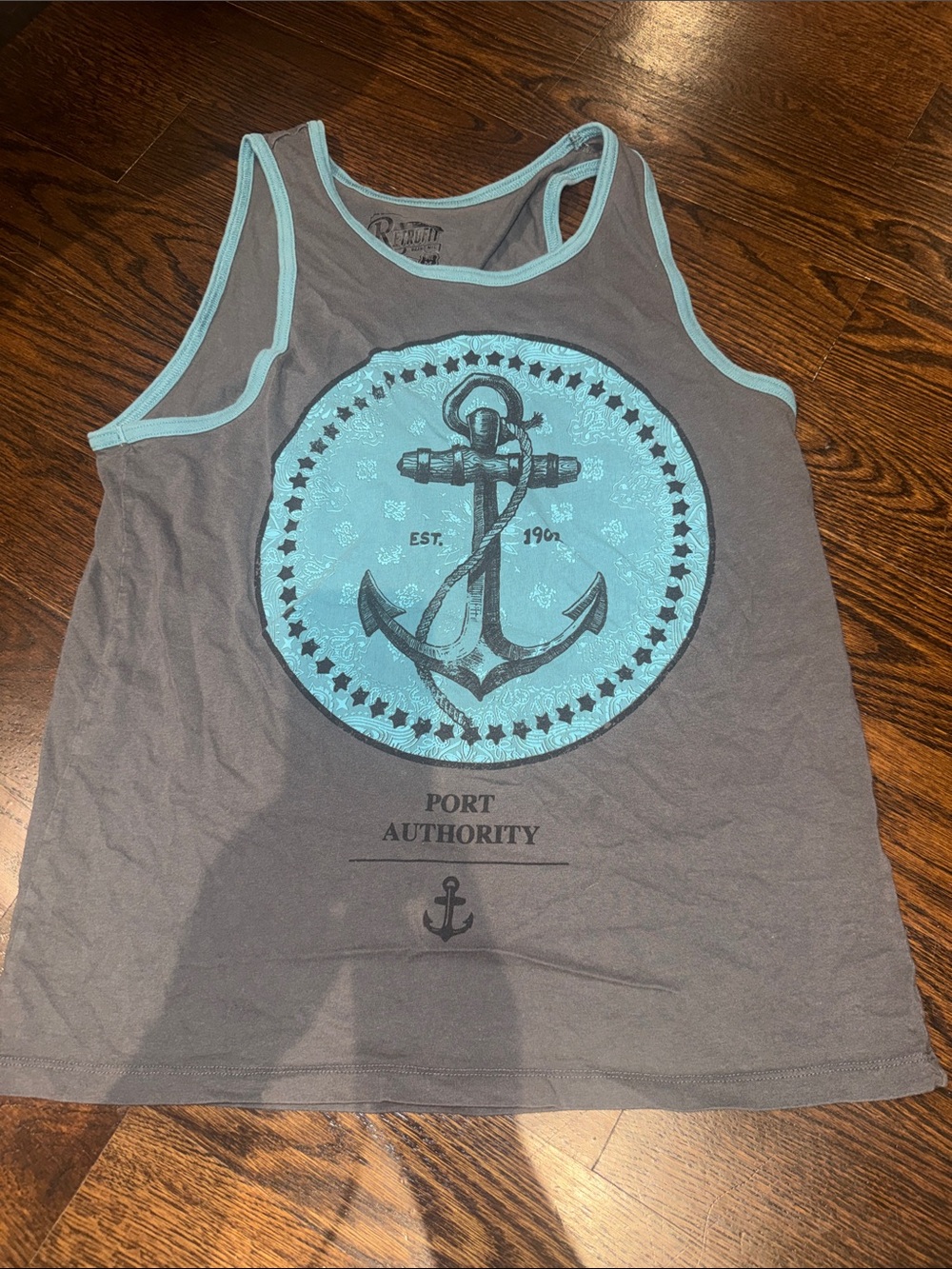 Retro fit, anchor, tank top size medium